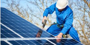 Installation Maintenance Panneaux Solaires Photovoltaïques à Floing